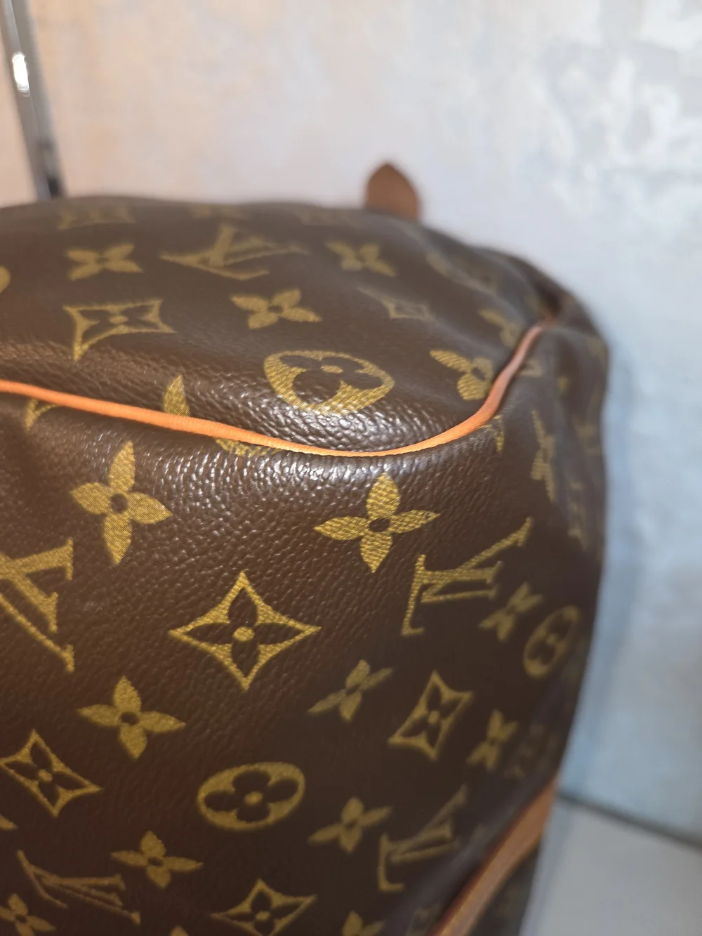 Louis Vuitton classic louis
